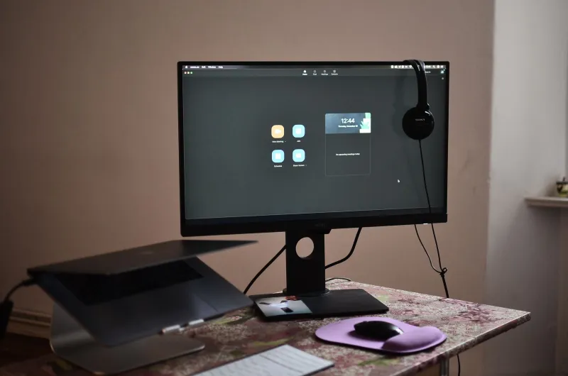 One Screen Was Never Enough: 5 External Monitors That Make Remote Work Actually Work